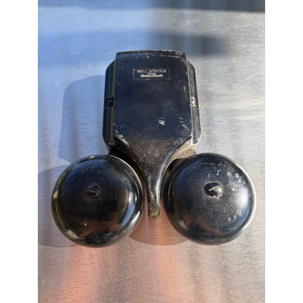 Vintage Bell System Made By Western Electric Hammer Ringer Wall Mount Alarm Bell
